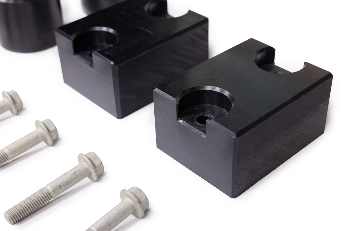 RōMR 2.5" JL Wrangler Bump Stop Extension Kit (PART # 74002001)